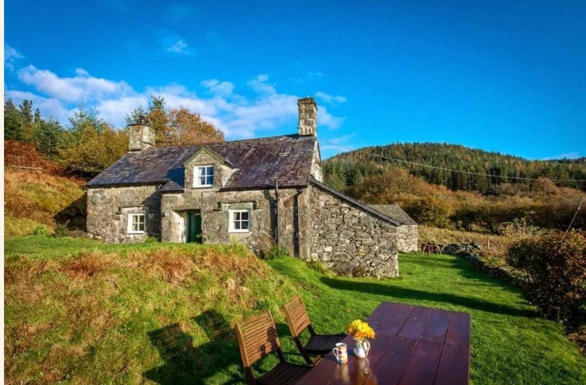 Tyn Y Simdde - Secluded Mountain Stay - Stunning Views Of Eryri Dolgellau Bagian luar foto