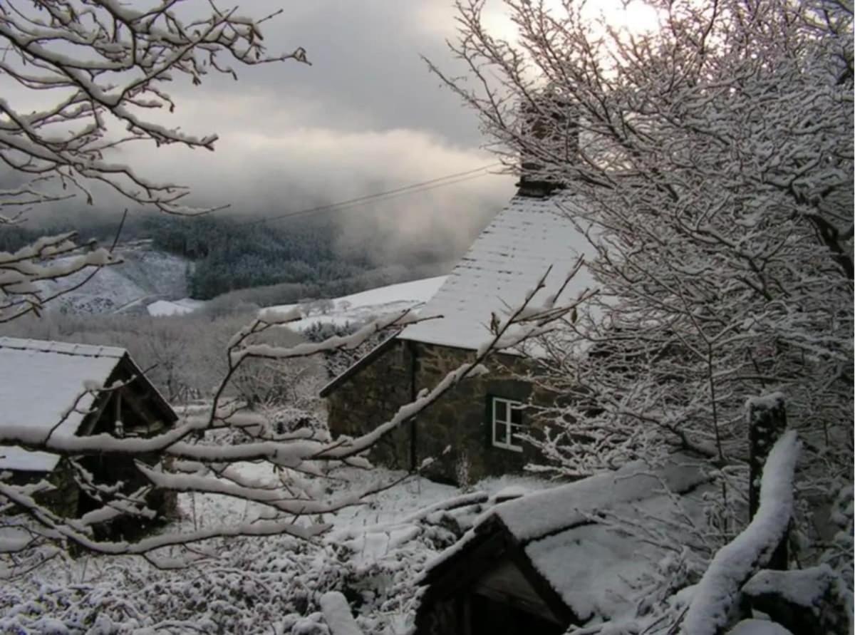 Tyn Y Simdde - Secluded Mountain Stay - Stunning Views Of Eryri Dolgellau Bagian luar foto