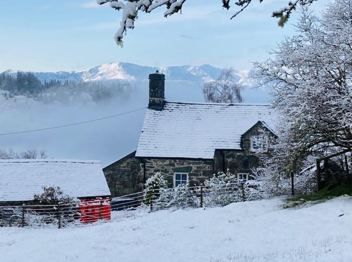 Tyn Y Simdde - Secluded Mountain Stay - Stunning Views Of Eryri Dolgellau Bagian luar foto