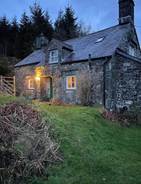 Tyn Y Simdde - Secluded Mountain Stay - Stunning Views Of Eryri Dolgellau Bagian luar foto